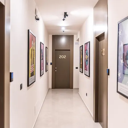 Ambrosia & Apartahotel *