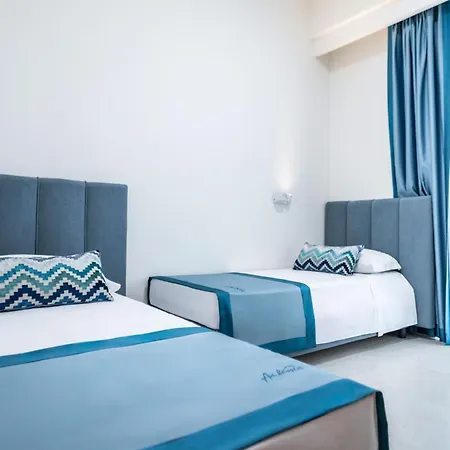 Ambrosia & Aparthotel 4*
