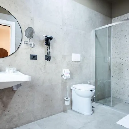 Aparthotel Ambrosia & 4*