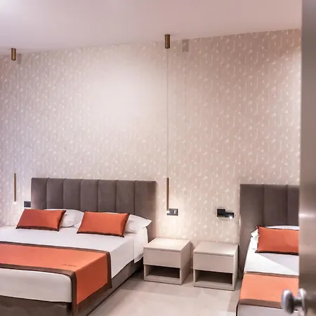 Ambrosia & Aparthotel 4*